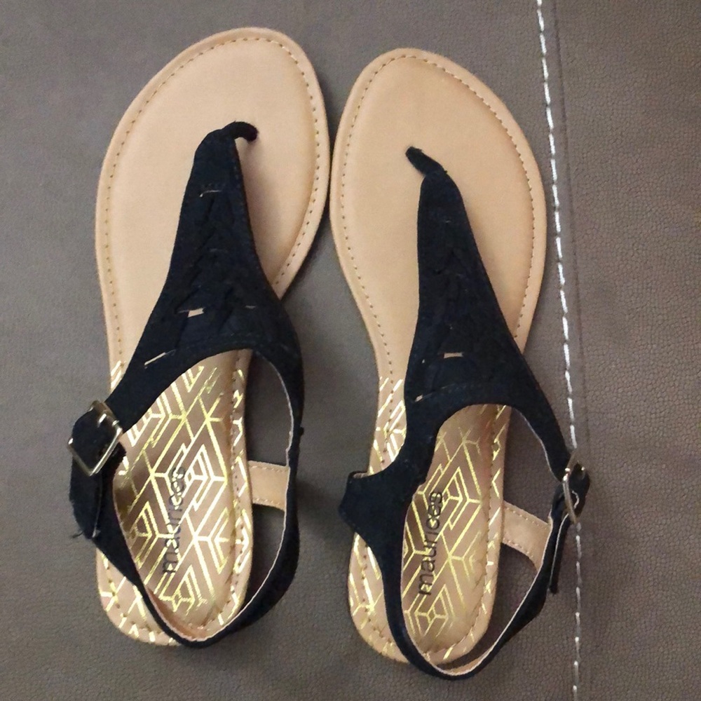 Maurice’s women’s sandals